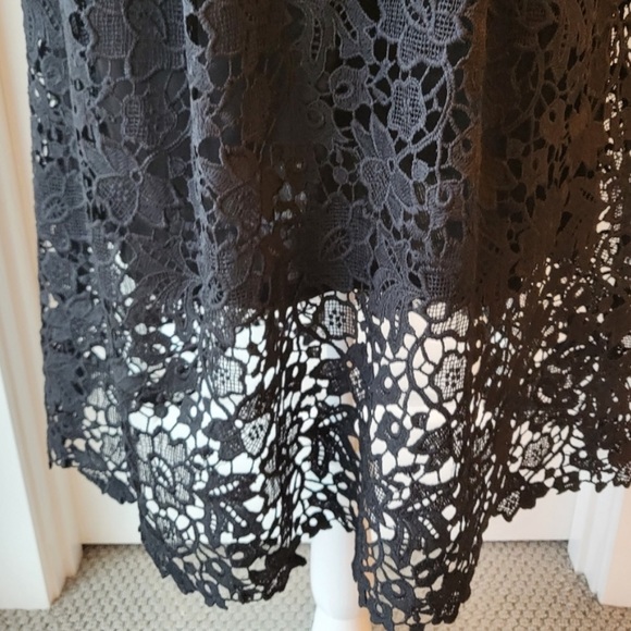 ASTR THE LABEL BLACK LACE DRESS - never worn - Picture 2 of 8